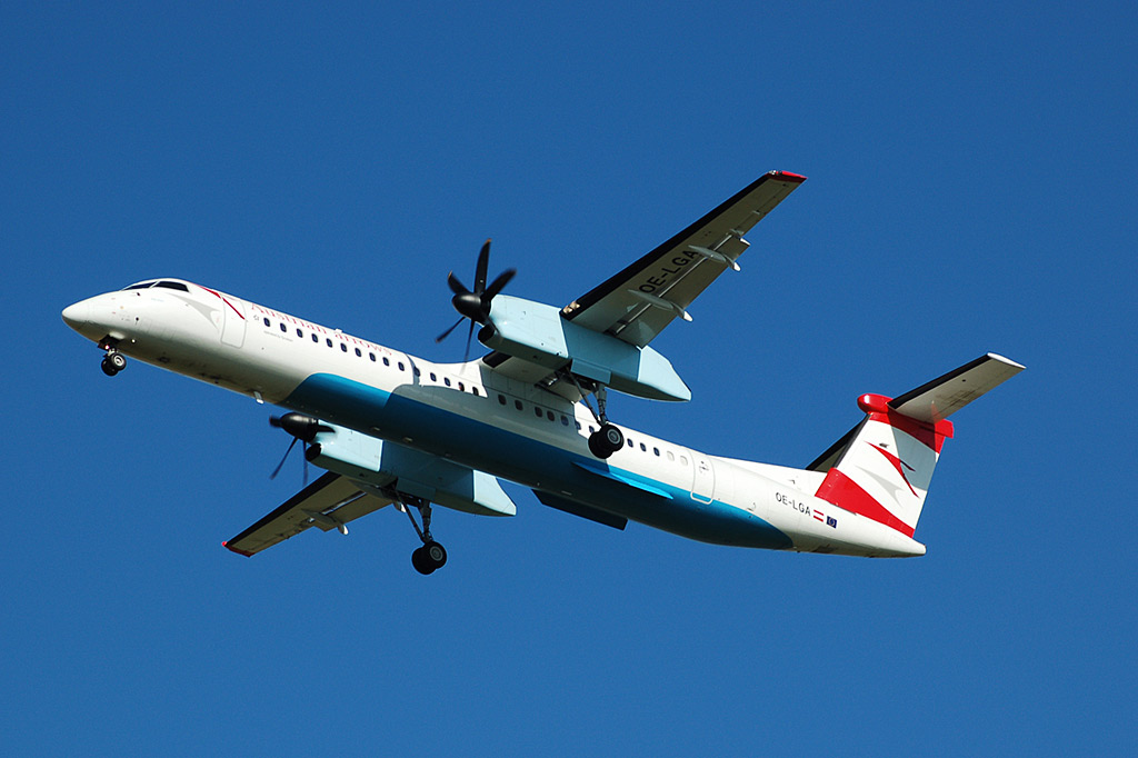 Austrian Arrows - Dash-8.jpg